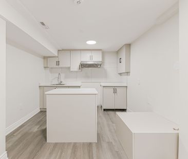 For Lease - 4 Lawnview Court, Brampton, Ontario - Photo 5