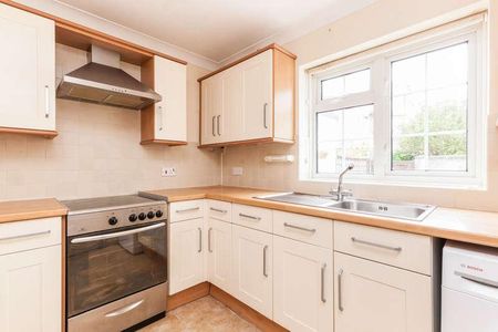 Furness Road, BN20 - Photo 3