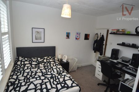 Hartley Crescent - Photo 4