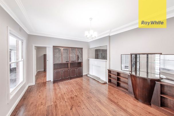 Located in one of the best streets in North Parramatta - Photo 1