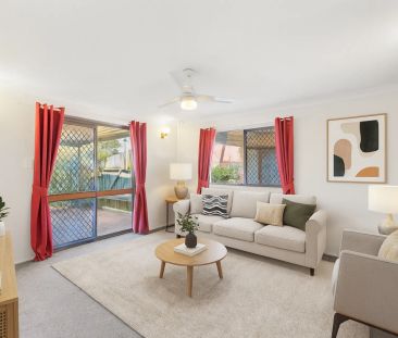 Peaceful & Private 3-Bed Home with Side Access & Serene Views - Photo 2