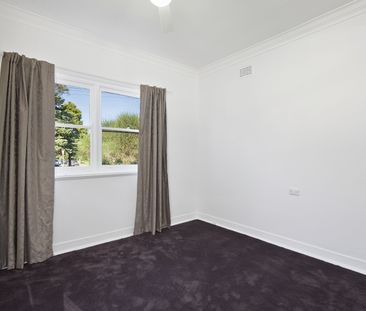 Charming Family Home in a Great Location! - Photo 5