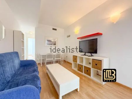 Alquiler de piso en Calle Trinidad - Photo 3