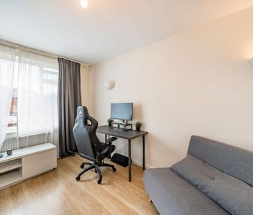 3 bedroom house to rent - Photo 2