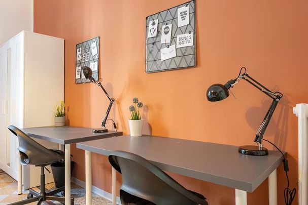 Via Plinio, Milan, Lombardy 20129 - Photo 1