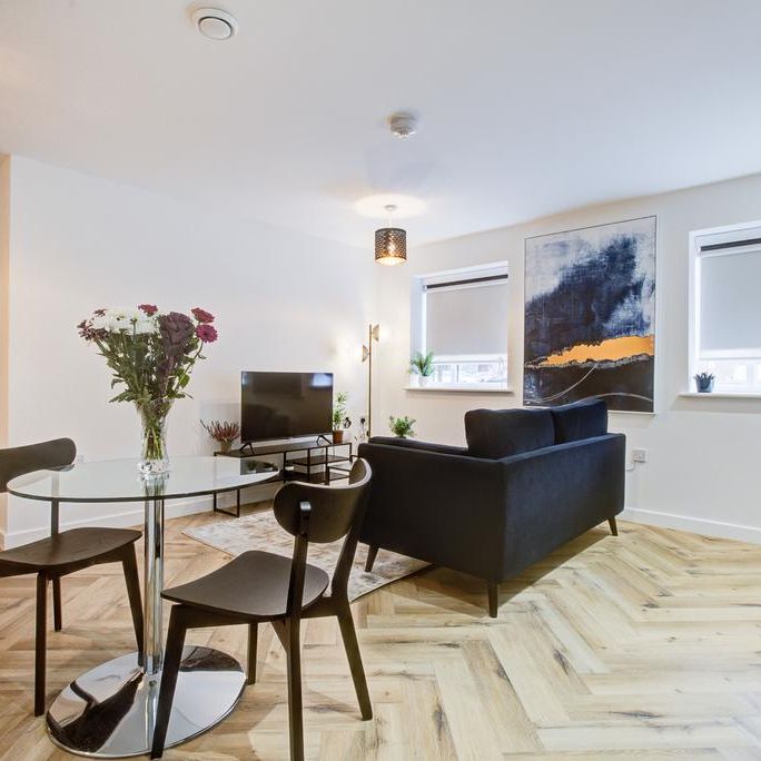 1 bedroom serviced apartment to rent - Photo 1