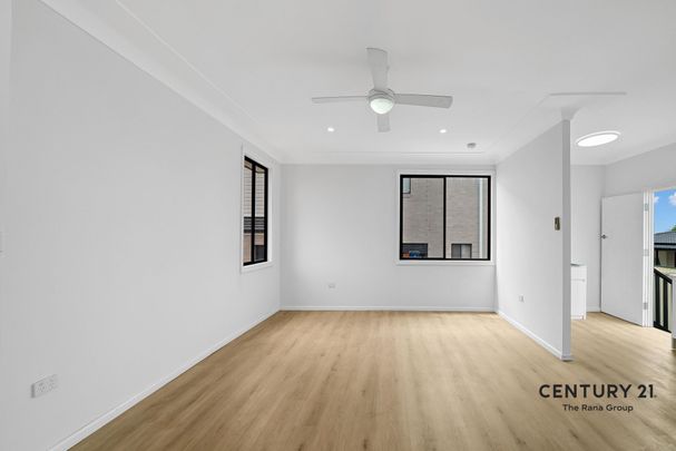 Freshly Renovated 2-Bedroom Home in Seven Hills! - Photo 1