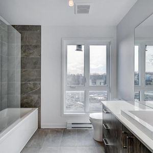 4 1/2 deux chambres et deux salles de bain - Photo 2