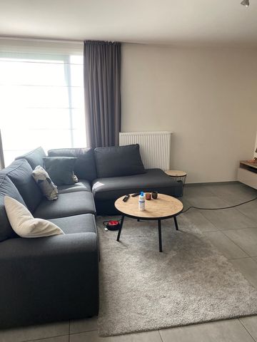 Modern appartement te huur, dichtbij groen en snelwegen - Foto 2