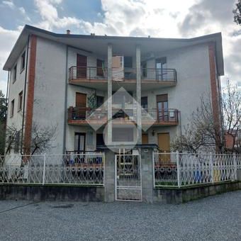 Trilocale in affitto - Photo 1