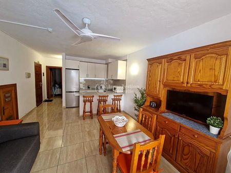 1-Bedroom Apartment for Rent in Playa de las Américas - Photo 3