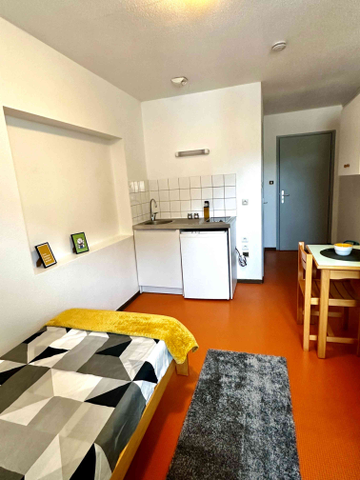 Location : Appartement 1 pièce 16 m2 – SEVENANS - Photo 3