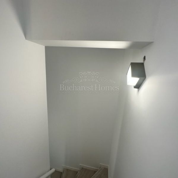 Modern Villa in Gated Community, 4 bedrooms. AISB - Photo 1