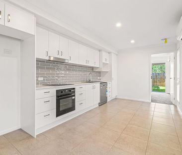 2 BEDROOM HOME WITH AIR CON AVAILABLE SOON! - Photo 3
