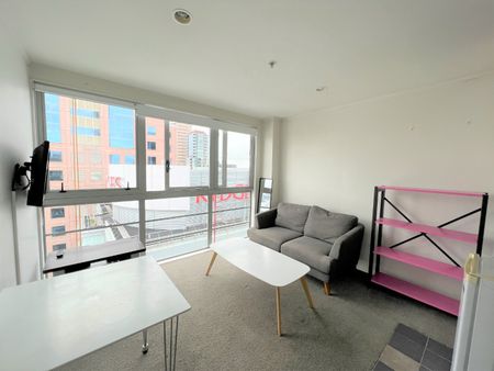 Inner City Convenience - Photo 4