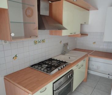 Location Appartement 1 pièce 33m² CARNOUX EN PROVENCE 13470 - Photo 2