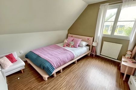 Location Maison 7 pièces 166m² - Photo 4