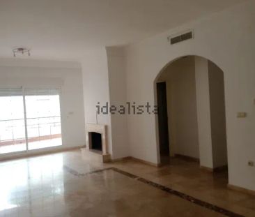 Alquiler de piso en Avenida del Prado - Photo 4