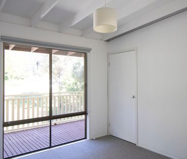 Charming, Comfortable And Convenient - Photo 6