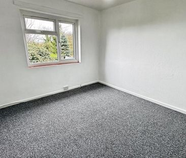 3 bedroom end of terrace house to rent - Photo 3