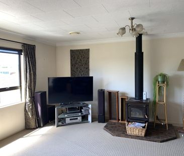 Spacious Family Home in Ideal Location - Photo 1