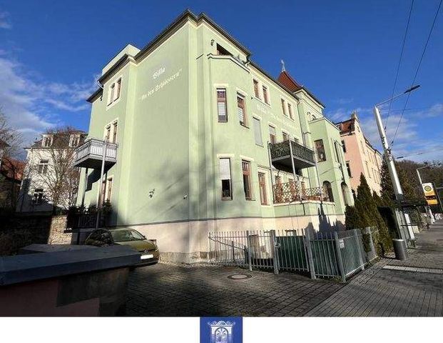 Stilvolle Wohnung mit Charme in schöner Stadtvilla! Balkon, Bad mit Fußbodenheizung! - Foto 1