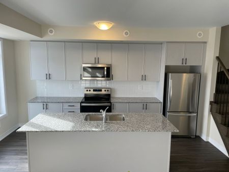 For Lease - 1581 Rose Way Unit# 414, Milton, Ontario - Photo 5