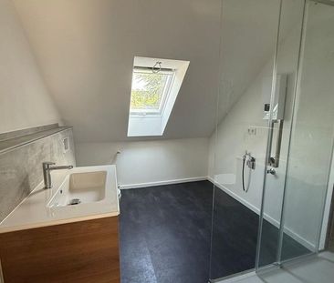 Bezugsfertig mit neuer Küche: Stilvolle 2-Zimmer-Dachgeschosswohnun... - Photo 6