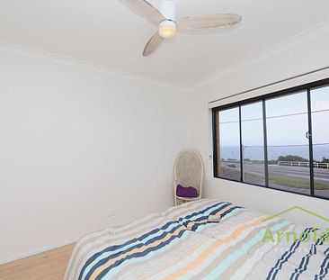 SHORT TERM LEASE - Furnished Beachside Apartment directly across from Merewether Beach! - Photo 2