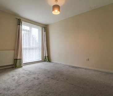 2 bedroom semi-detached house to rent - Photo 5