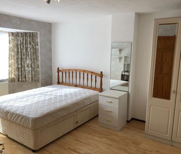 Room in a Shared House, Pound Drive, BS16 - Photo 3