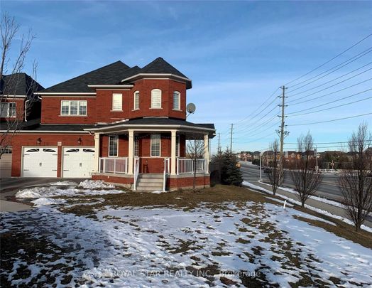 Semi-Detached Home For Lease | W8129064 - Photo 1