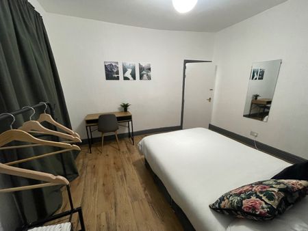 4 Bed Terraced House, Knoclaid Road, L13 - Photo 4