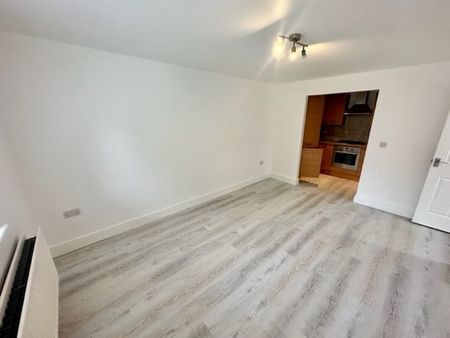 Bridge Avenue, Maidenhead - Photo 2