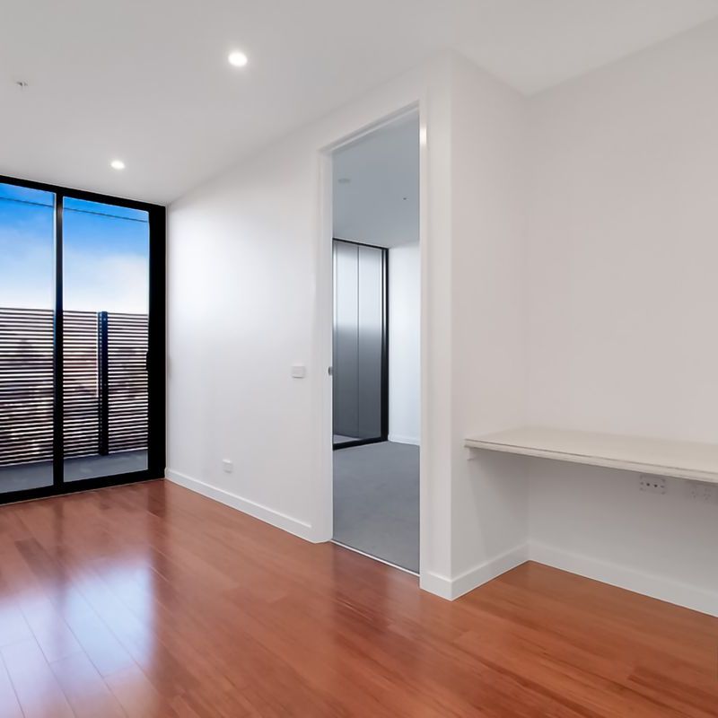 309/26-38 Merri Parade, Northcote - Photo 1