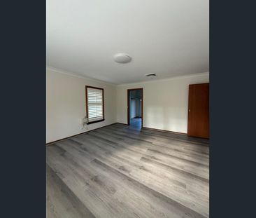 Executive Resident- few minute to King's school - Photo 3