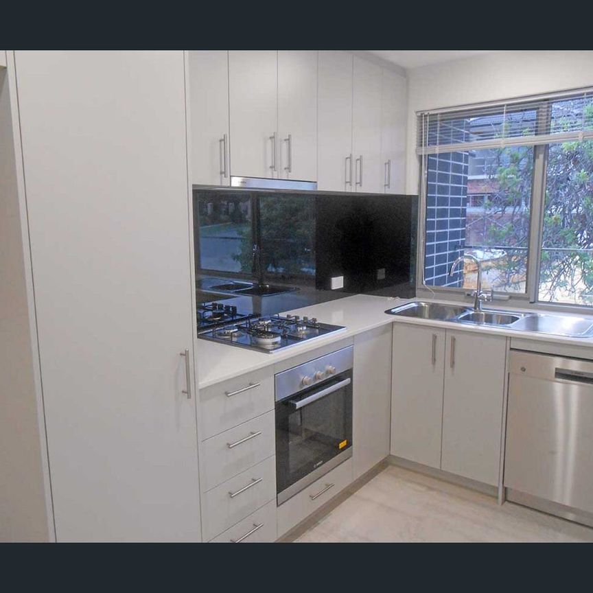 4/106 Hodgson Street, Tuart Hill, WA 6060 - Photo 1
