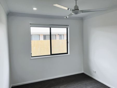 20 Flame Tree Road, Cotswold Hills QLD 4350 - House For Rent | Domain - Photo 3