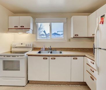 For Lease - 386 Essa Rd Lower Level Road, Barrie, Ontario - Photo 3