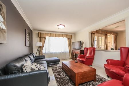 SHARE HOUSE - Perfect Student or FIFO Accommodation - Photo 2