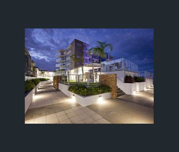 Pavilions Living - Photo 3