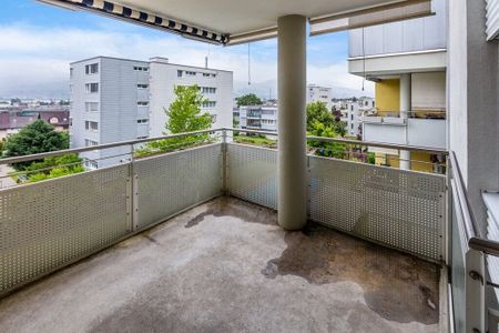 4.5-room apartment in the most beautiful setting - Photo 4