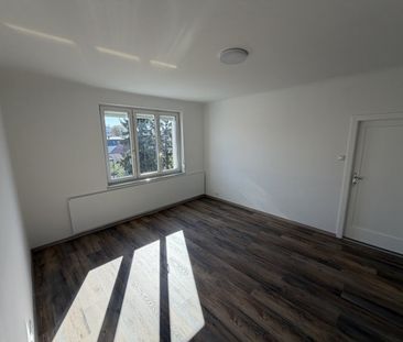 NEU renovierte, helle 2 Zimmer Wohnung in Korneuburg - Photo 2