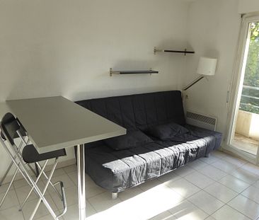 Appartement 1 pièces 18m2 MARSEILLE 5EME 430 euros - Photo 1