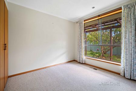 9 Kinnane Court, Ballarat North - Photo 4