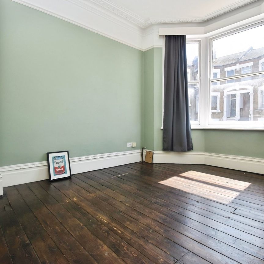 Flat to rent - Tressillian Road, Brockley, SE4 - Photo 1