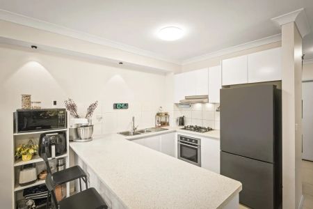 4 Bedroom Townhouse in Mt Druitt - Photo 4