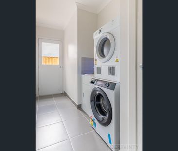 Room 1/ 52 Greenmont Road, Wyndham Vale, Vic 3024 - Photo 2