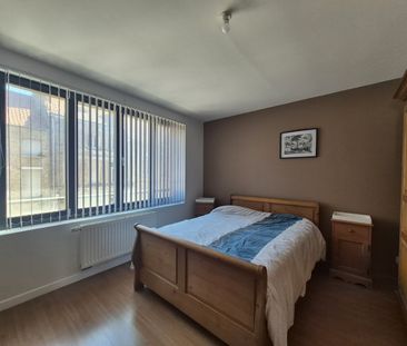 Location Appartement 4 pièces 129m² ST OMER 62500 - Photo 4