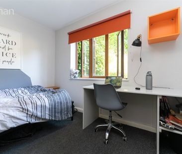 6 bedroom house to rent - Photo 2